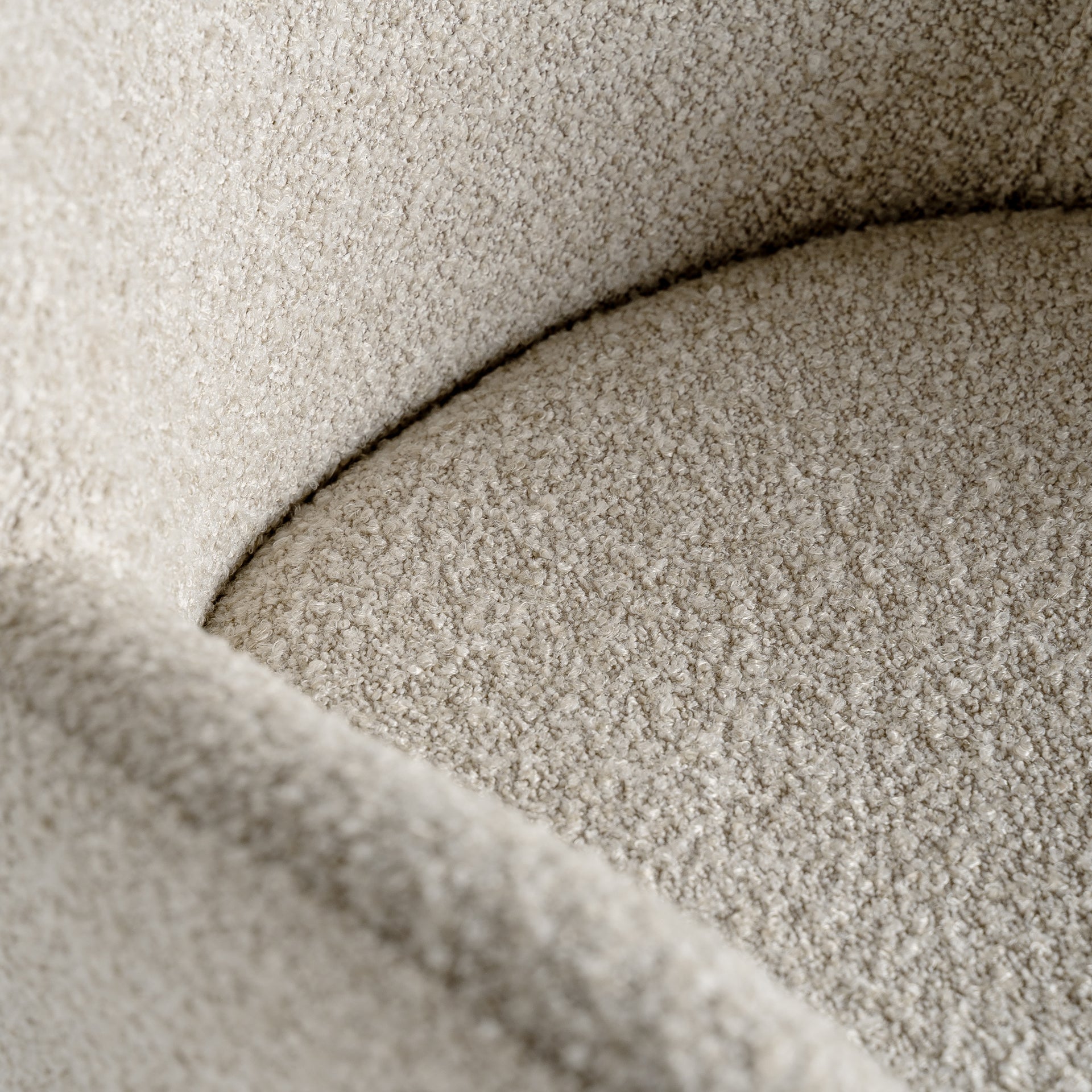 BESNE CHAIR